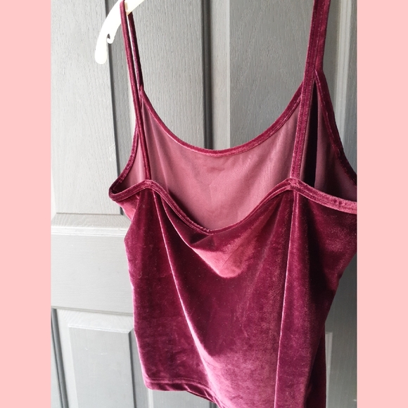 Vintage Velvet crop top - Picture 3 of 4